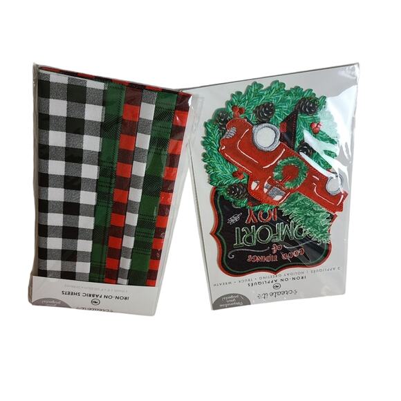 Create It Holiday Cotton Fabric Iron On Appliques 3pc Wreath Red Truck New - Picture 1 of 7